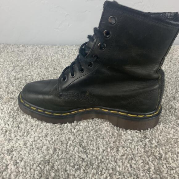 Vintage Dr. Martens Girls Combat Boots Size 3 Black Made in England Leather 1460 - Picture 4 of 10